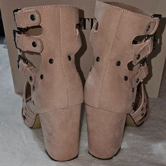 JustFab Blush Pink 3-Strap Heels (New in Box) - Picture 3 of 5